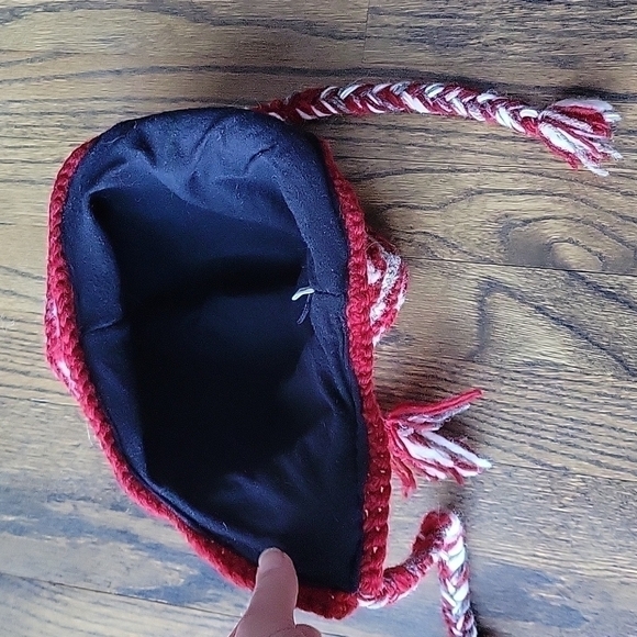 Wool Nordic Handknit Unisex Made in Nepal Red White Gray Winter Hat Tassels New - Picture 6 of 11